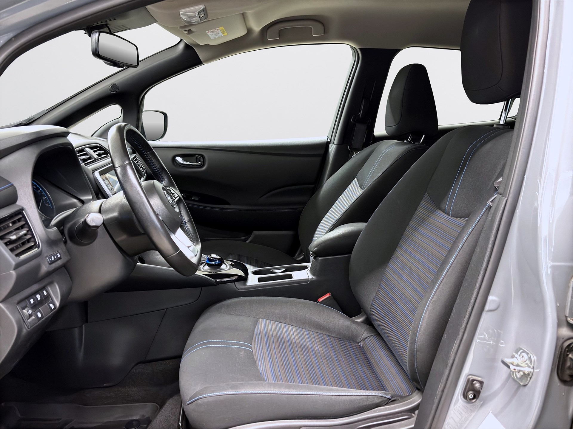 Nissan Leaf e+ 217hk 2021 Navi Keyless 360 P-Värmare
