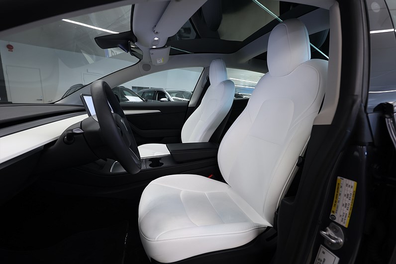 Tesla Model 3 Performance 513hk AP Premium sound Vit klädsel
