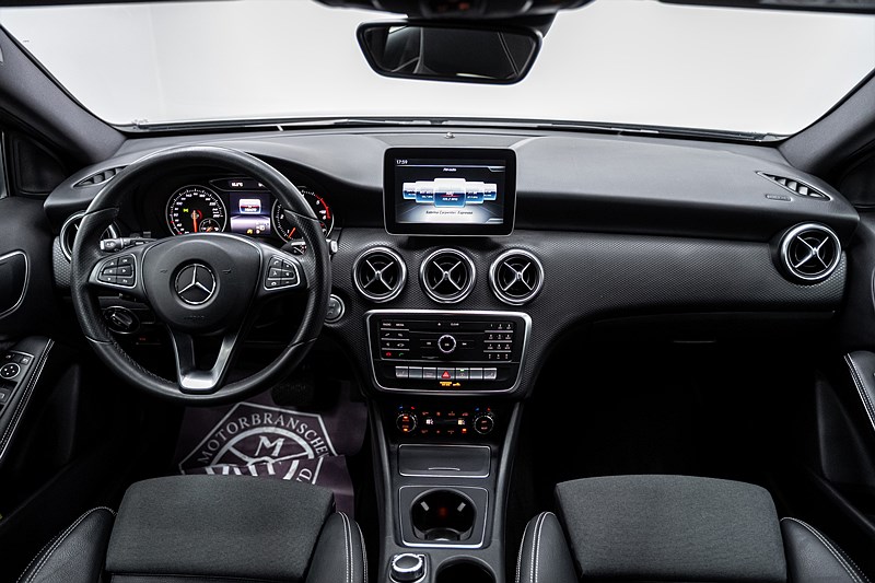 Mercedes-benz A-Klass 2018 - miniatyr 25