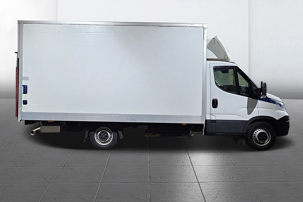 Iveco Daily 35 Volymskåp Bakgavellyft 3.0 CNG Aut MOMS 136hk – bild 5 av 15