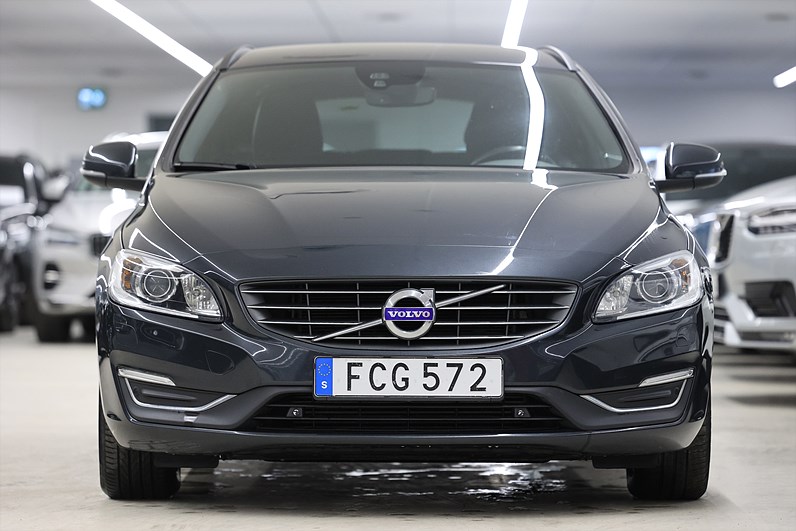 Volvo V60 D4 190hk *Hjulkampanj!* Momentum Värmare