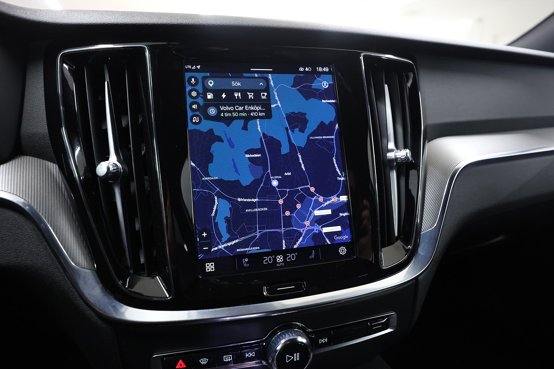 Volvo V60 Recharge T6 AWD 350hk Plus Dark Värmare B-kamera Navi