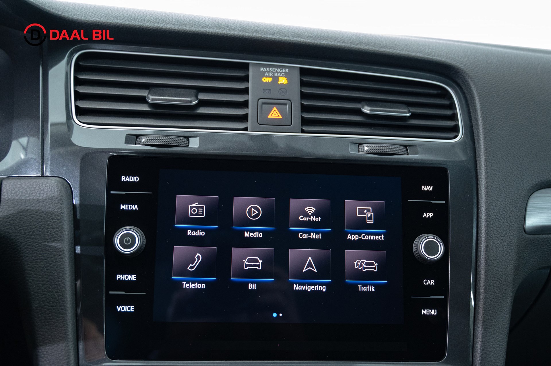 Volkswagen e-Golf, 136hp, 2020