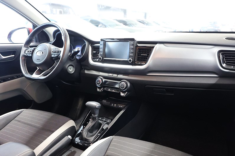 Kia Stonic 1.0 T-GDI 120hk Advance Plus CarPlay B-kamera