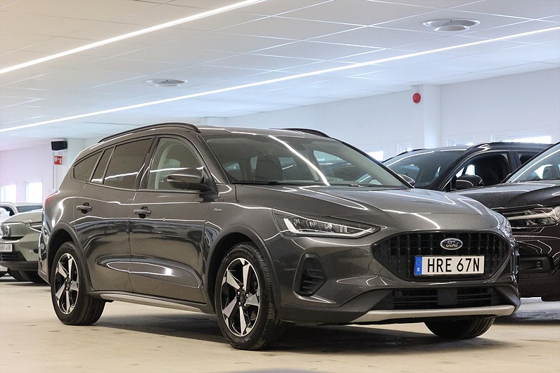 Ford Focus Active 1.0 Hybrid 125hk Active + B-kamera Navi