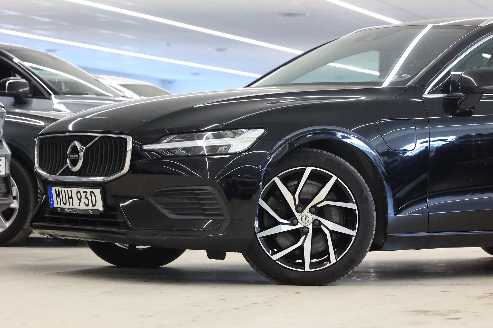 Volvo V60 Recharge T6 AWD 340hk Momentum Keyless CarPlay PDC