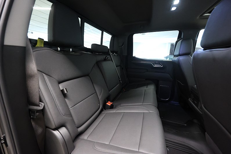 Chevrolet Silverado Trail Boss 3.0 Duramax LT Z71 Offroad Taklucka BOSE