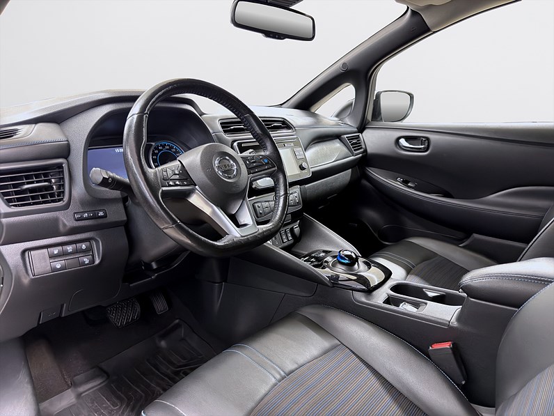 Nissan Leaf 150hk Tekna ProPilot BOSE 360 Navi CarPlay