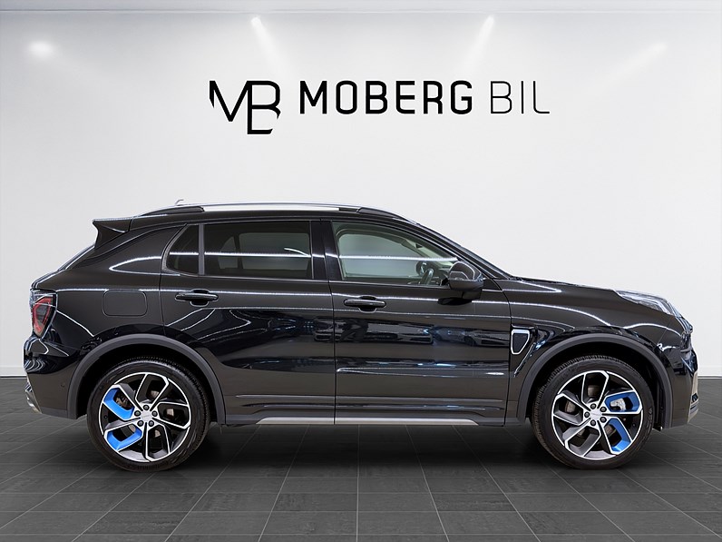 Lynk & Co 01 PHEV 261hk Infinity Pano Minne B-Kamera Drag