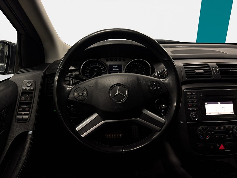 Mercedes-Benz R 300 CDI 4MATIC, 7 Sits, AMG, Fr 2,99% 2010, grå – bild 16 av 20, begagnad hos Niber i Järfälla