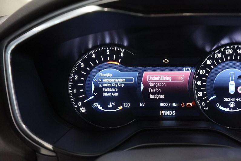 Ford Mondeo 2.0 TDCi 150hk Titanium Business Navi Keyless B-Kamera