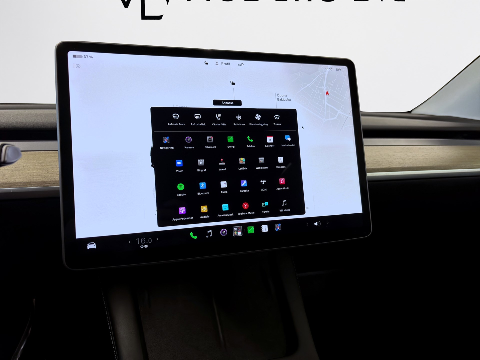Tesla Model Y Standard Range 299hk Helg på Moberg! Pano B-Kamera
