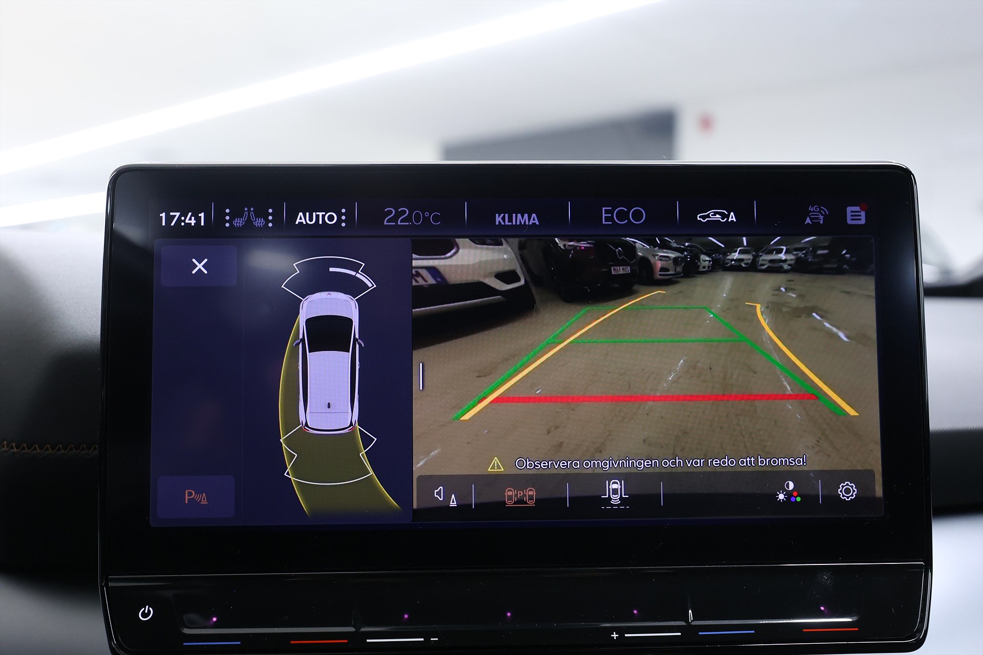 Cupra Born 204hk *Hjulkampanj!* Värmare B-kamera Navi Farth