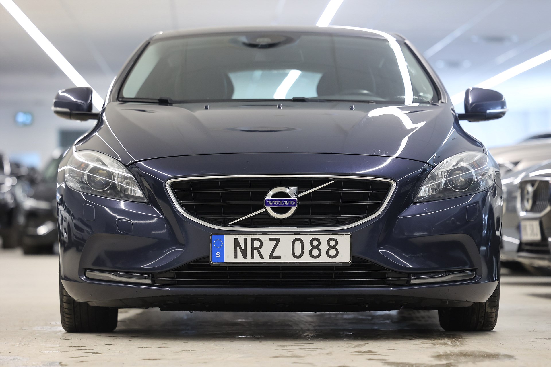 Volvo V40 D2 115hk Momentum Drag Värmare VOC PDC
