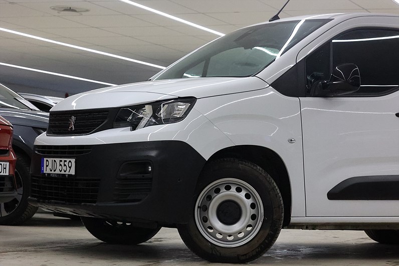 Peugeot e-Partner L1 136hk V-inrett Drag Navi CarPlay MOMS