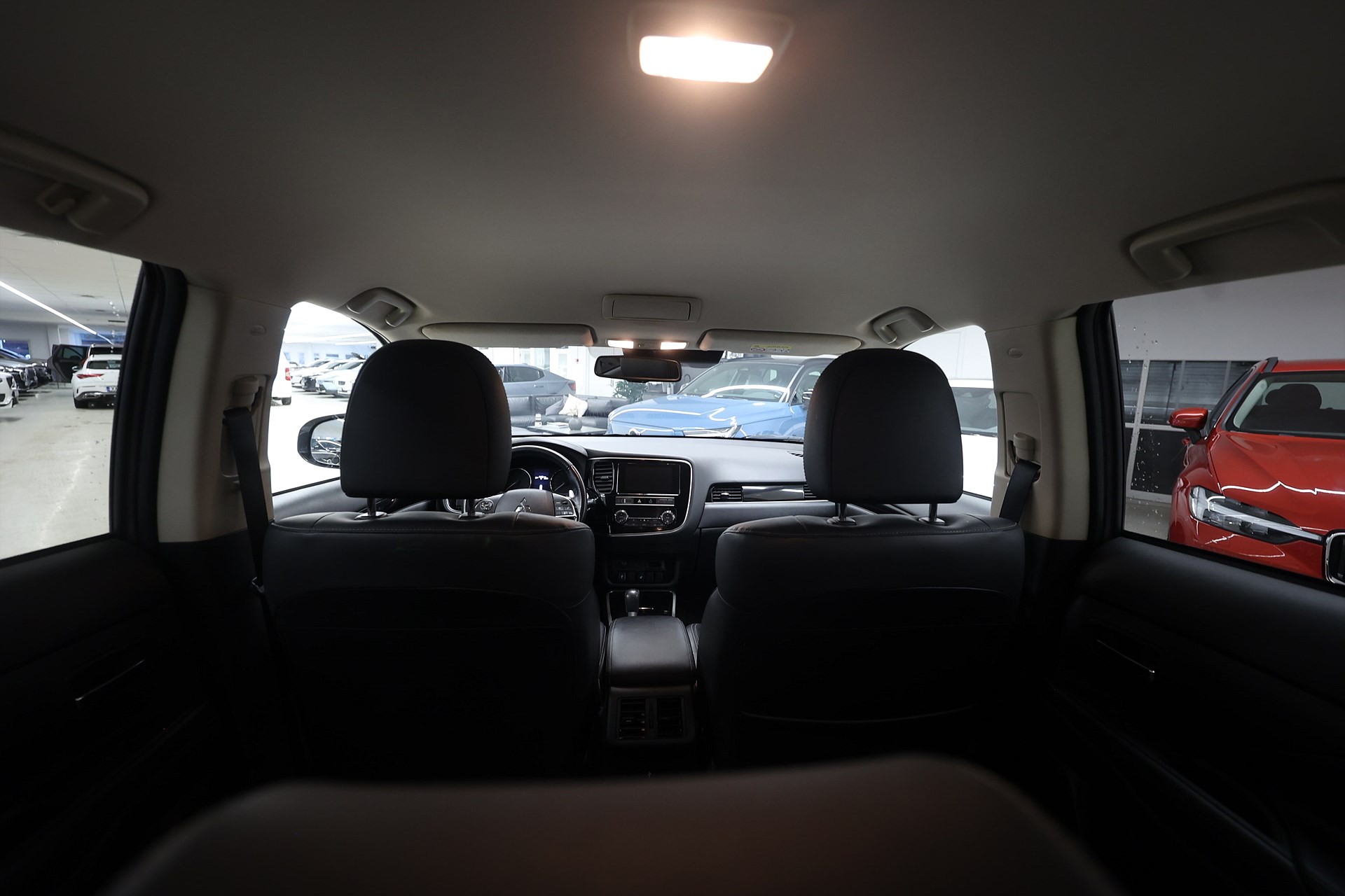 Mitsubishi Outlander 2.0 4WD 150hk Business Keyless