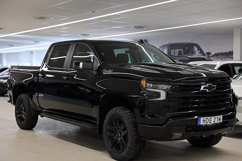 Chevrolet Silverado Trail Boss Midnight 3.0 Duramax Z71 Off-Road