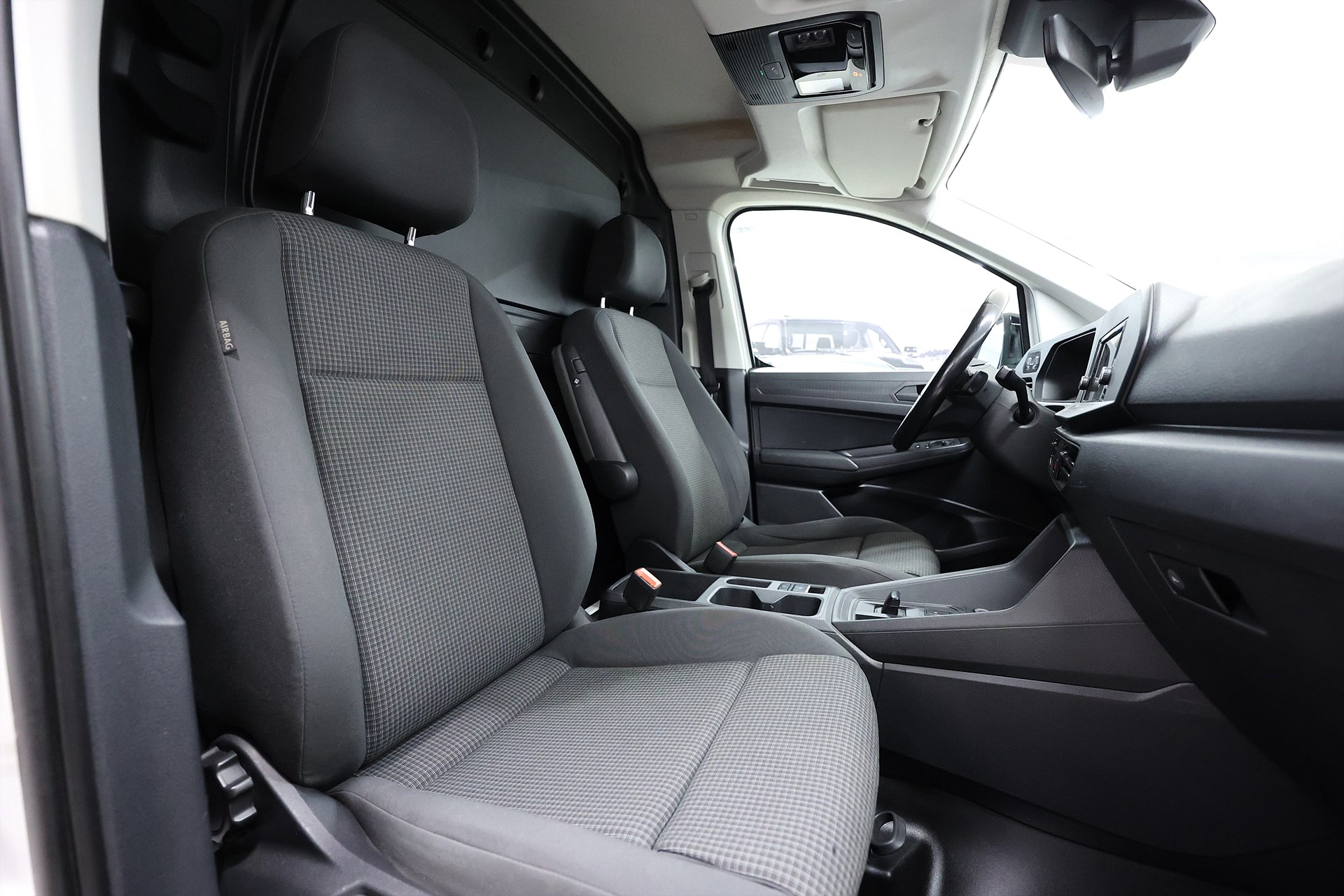 Volkswagen Caddy Maxi 2.0 TDI Drag Värmare PDC LED Leasebar