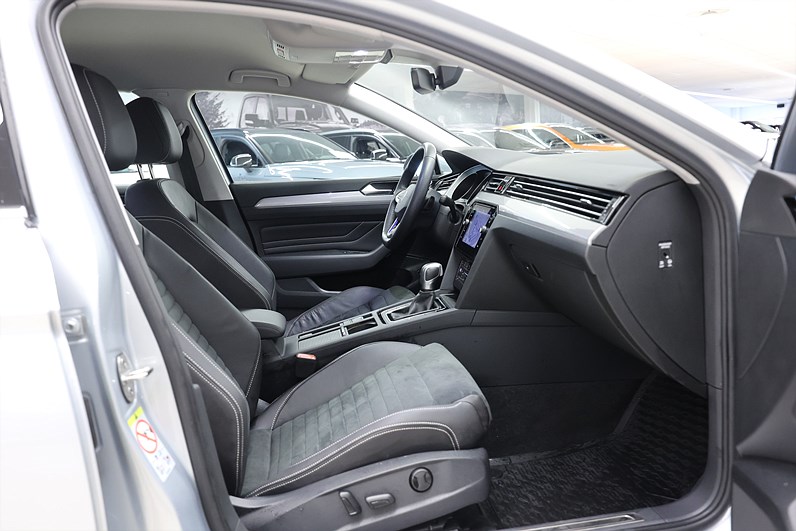 Volkswagen Passat Sportscombi GTE 1.4 TSI 218hk *Hjulkampanj!*
