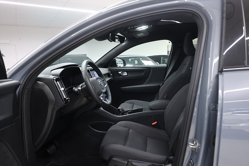 Volvo C40 Recharge Twin motor *Hjulkampanj!* Core Pano Drag