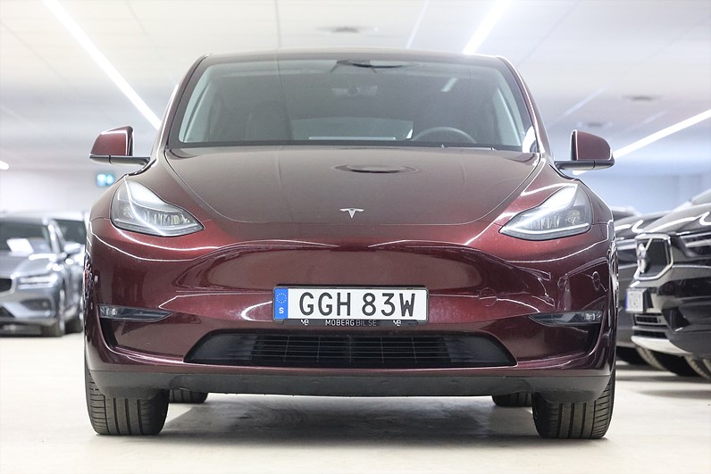 Tesla Model Y Long Range AWD 514hk Pano Drag Navi Läder