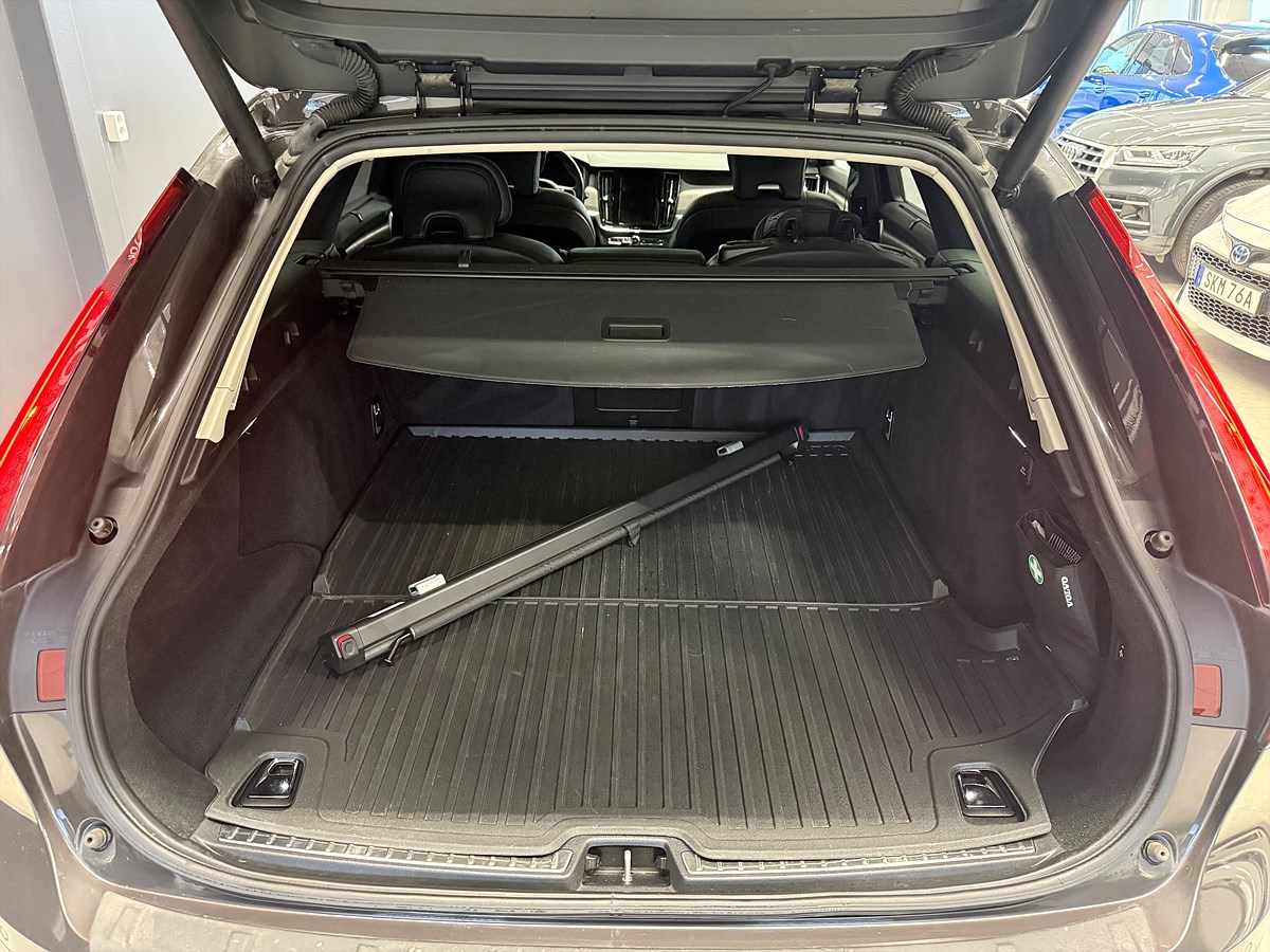 Volvo V90 Cross Country – bild 5