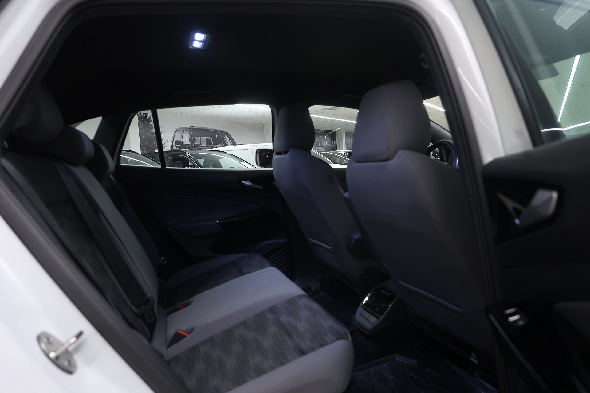 Volkswagen ID.4 Pro Performance 204hk Värmare Navi Drag