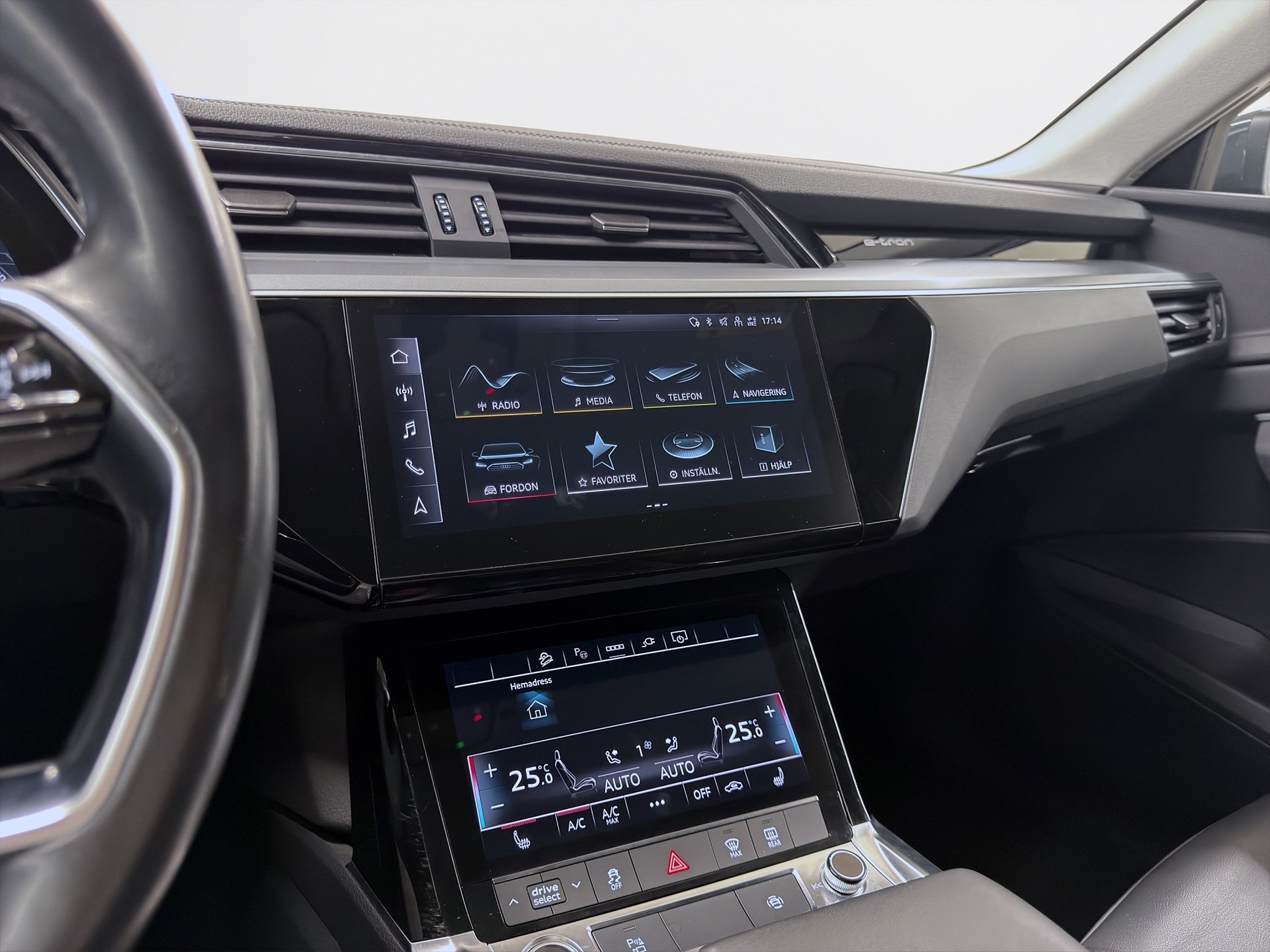 e-tron quattro 340hk Proline Läder Drag B-Kamera Navi