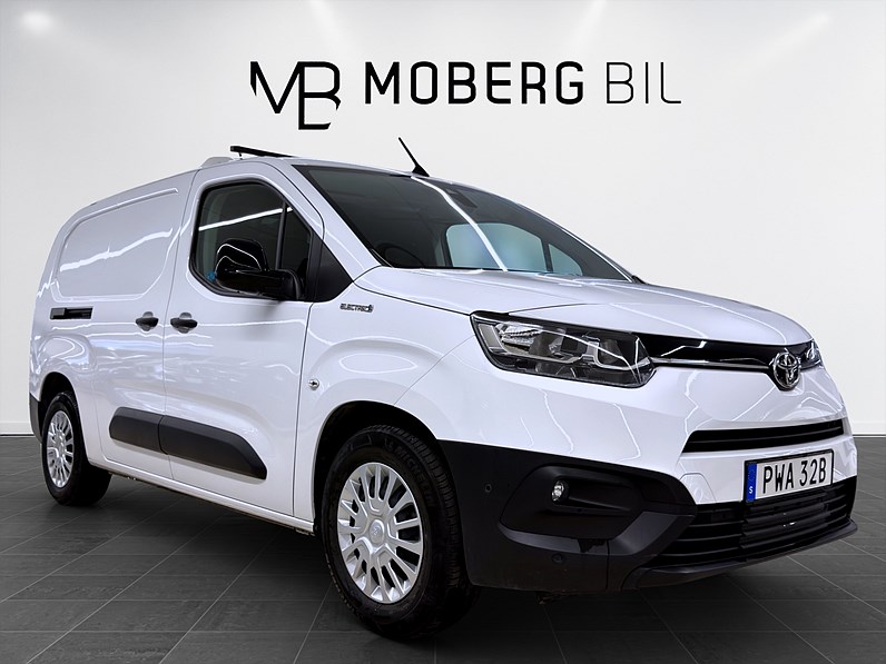 Toyota ProAce City Electric 50 kWh 136hk Helg på Moberg! V-inrett Drag Navi