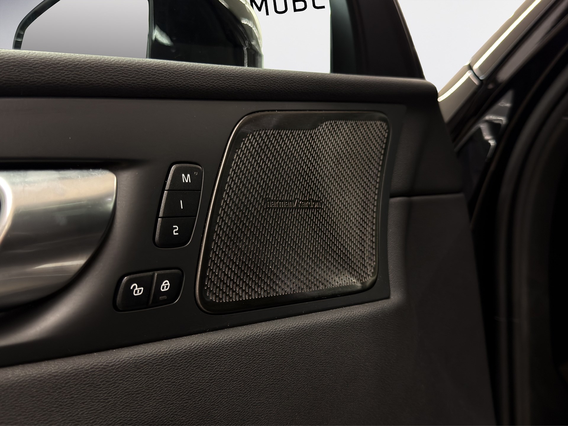 T6 Plug-In Hybrid 350hk Plus Black Edt H/K 360