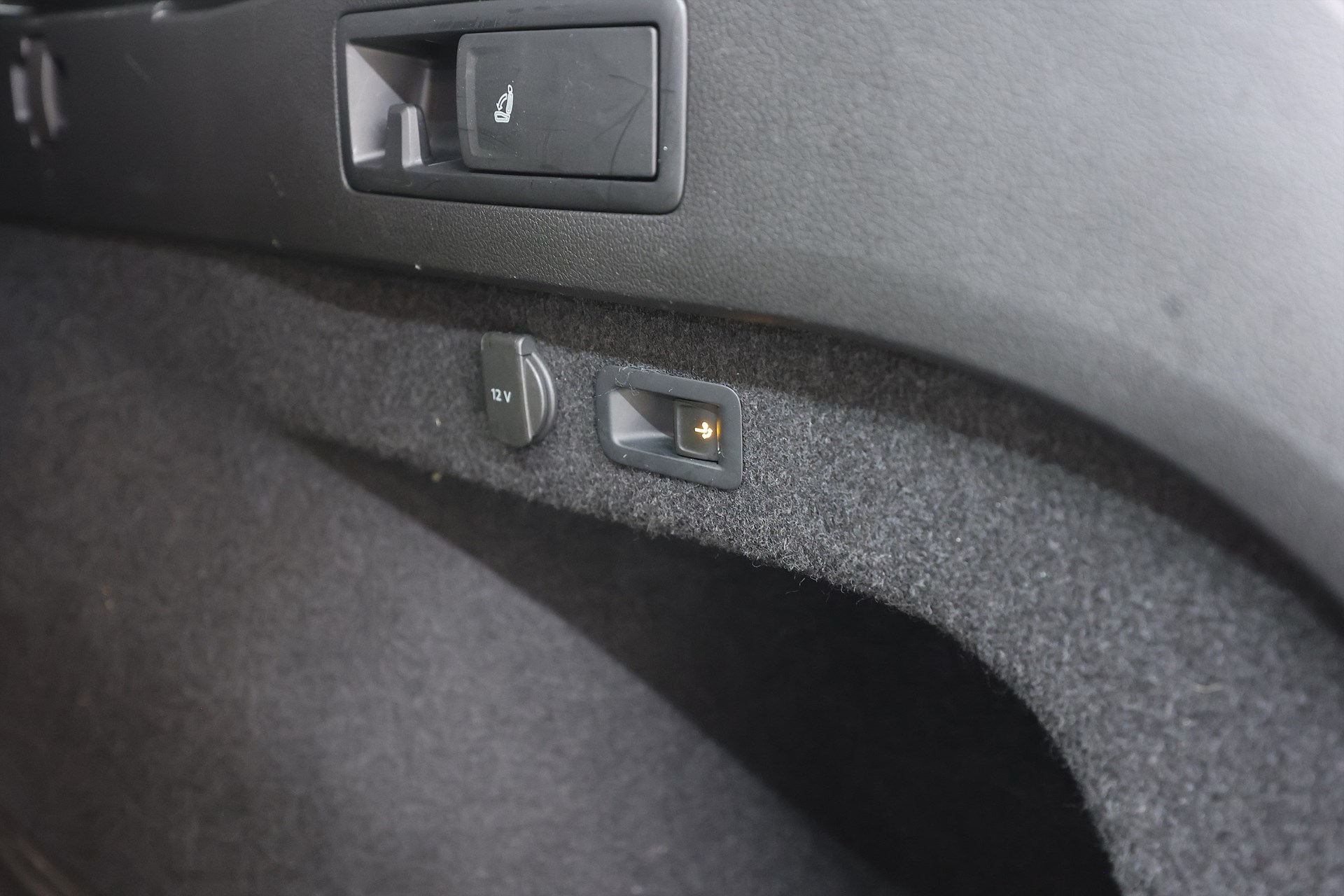 Volkswagen Passat SC GTE 218hk *Kampanj!* Navi Drag Navi B Kamera