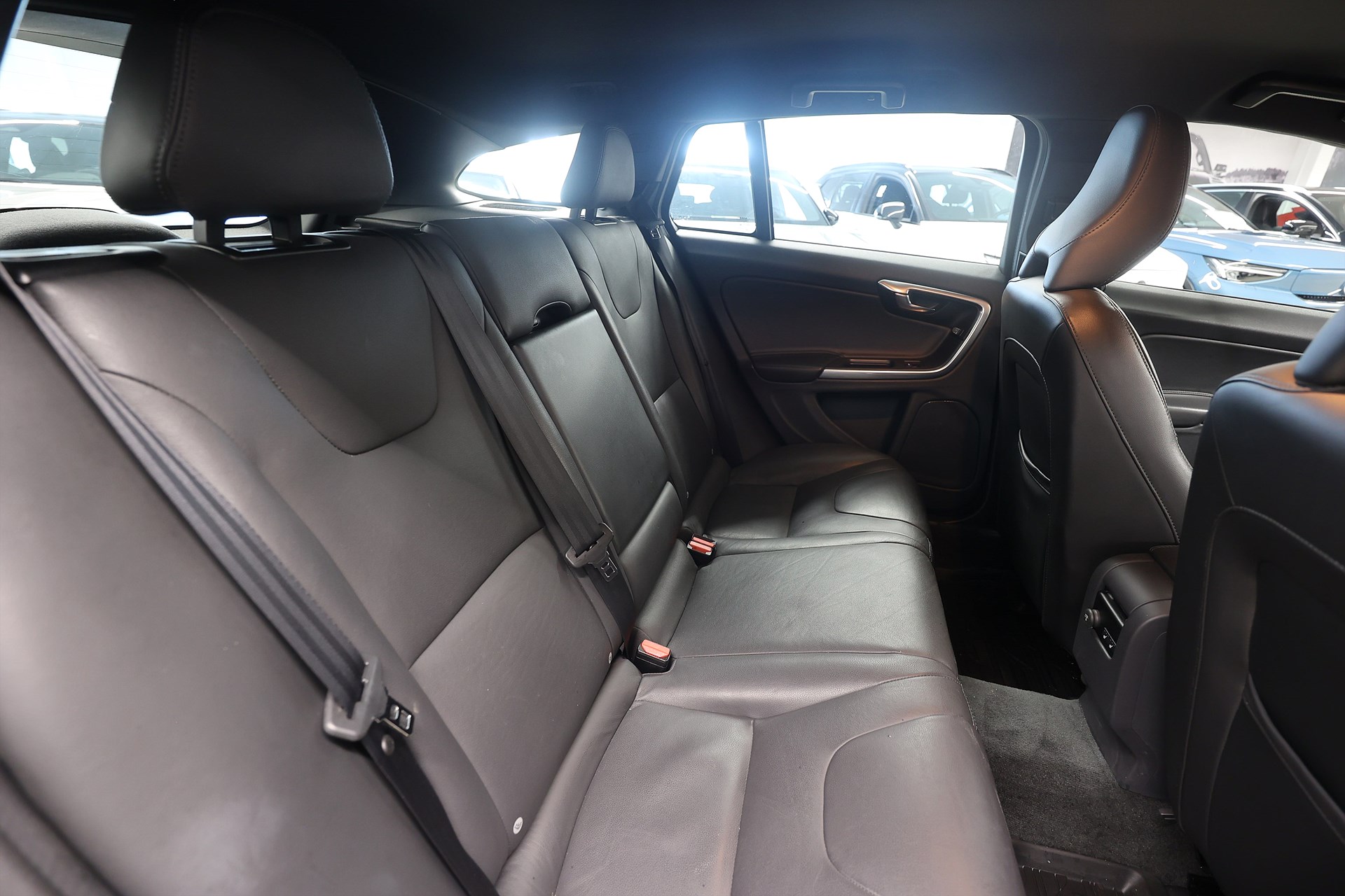 Volvo V60 Cross Country D4 190hk Summum Skinn Navi Keyless