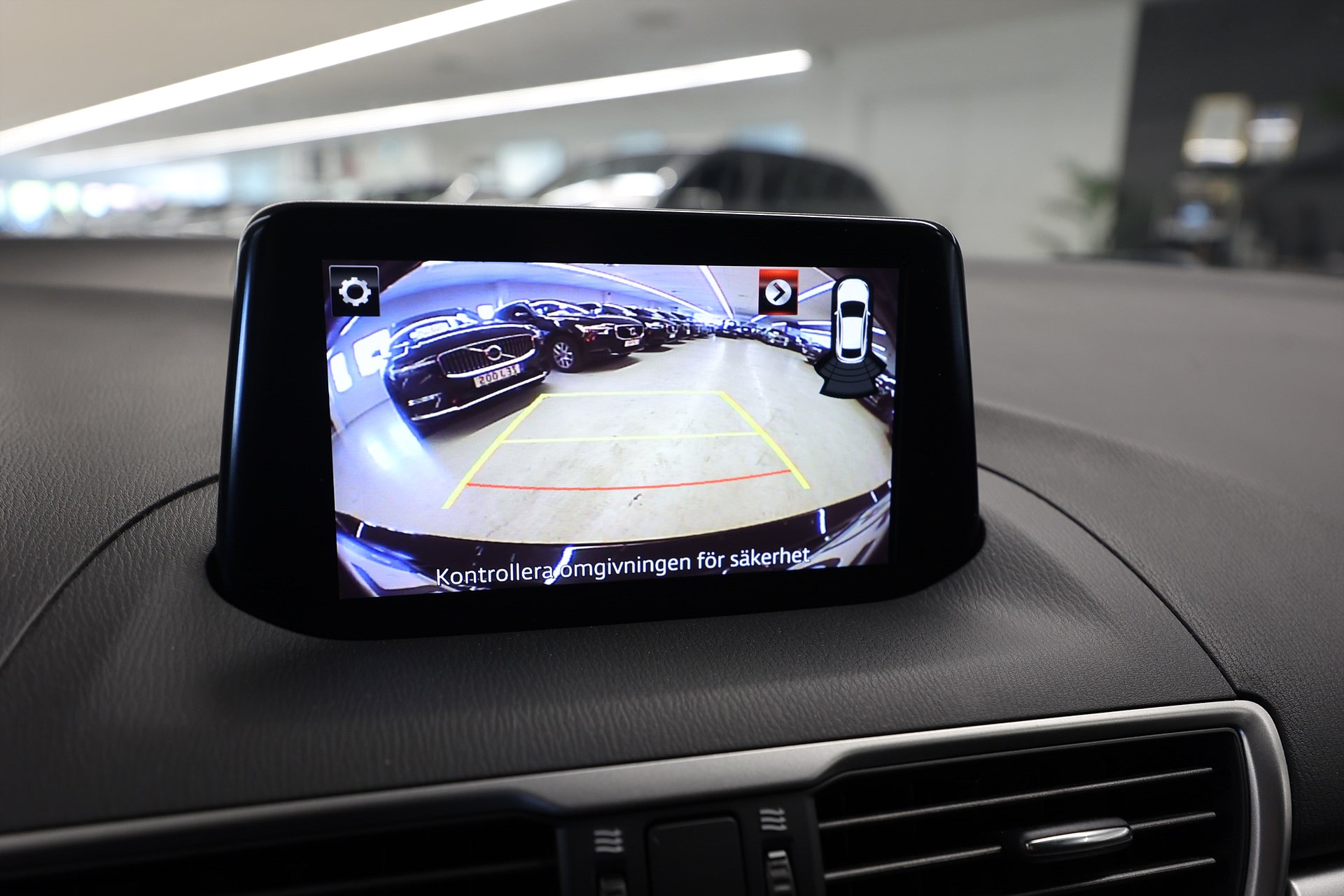 Mazda 3 2.2 DE 150hk Vision Plus HUD Navi B-kamera Keyless