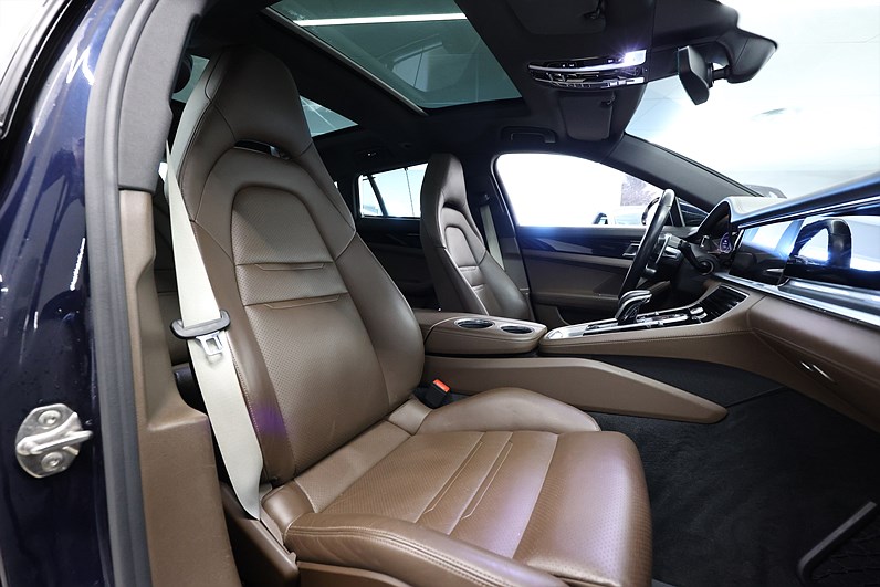 Porsche Panamera 4 E-Hybrid Sport Turismo SportDesign Pkt Pano 360-Kam