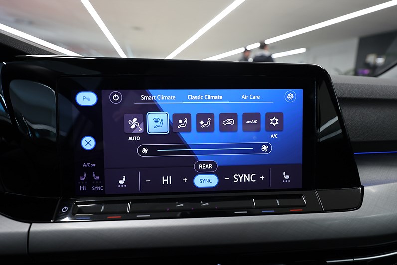 Volkswagen Golf Sportscombi 2.0 TDI 116hk Cockpit Värmare  MOMS