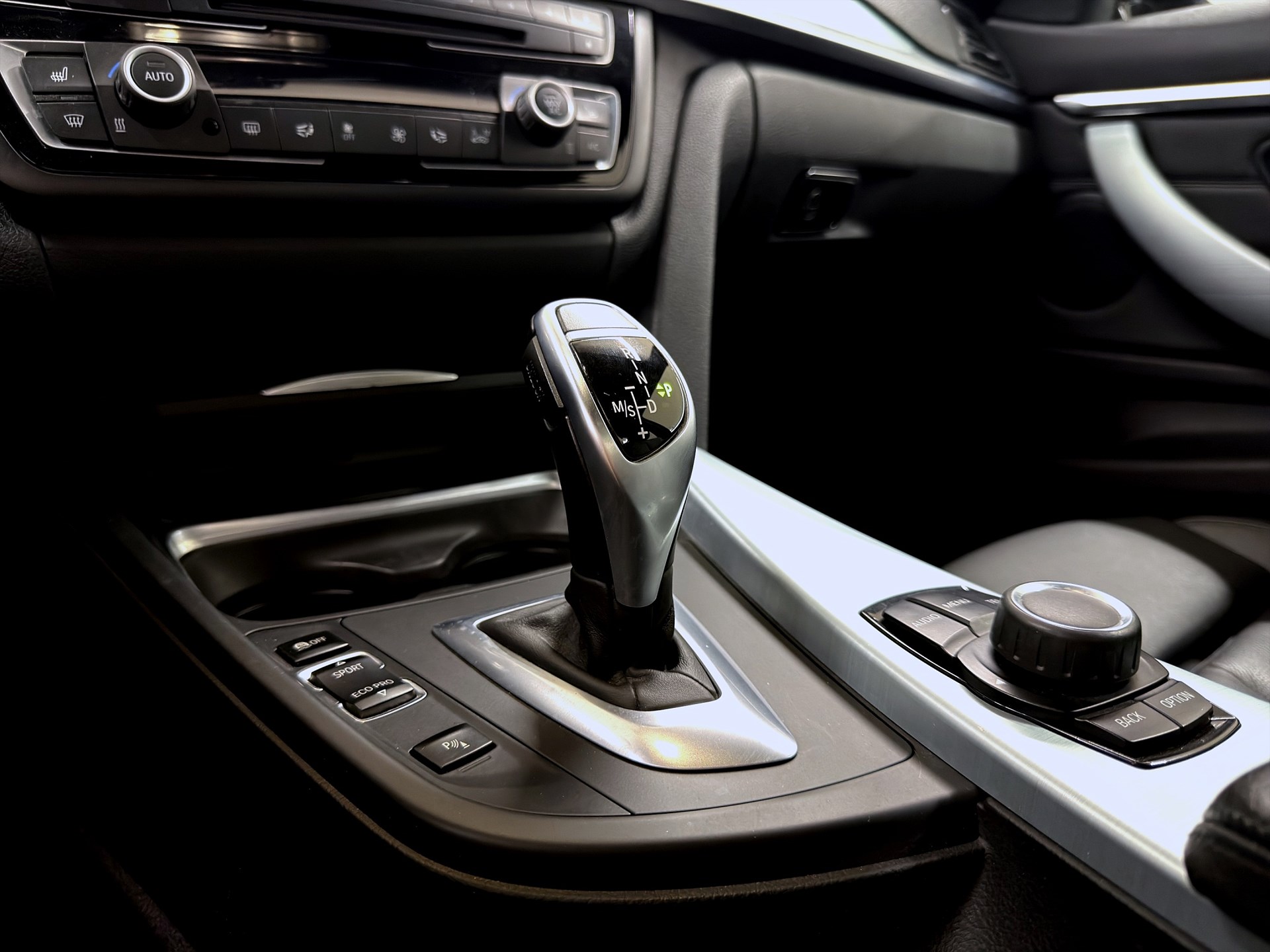 BMW 435i xDrive Coupé 306hk Helg på Moberg! M Sport Shadow Line Skinn