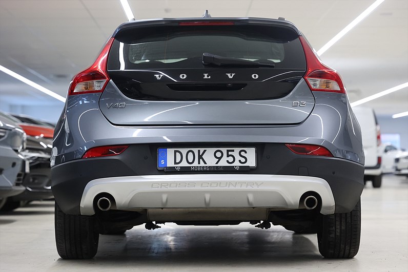 Volvo V40 Cross Country D3 150hk Momentum Värmare BLIS