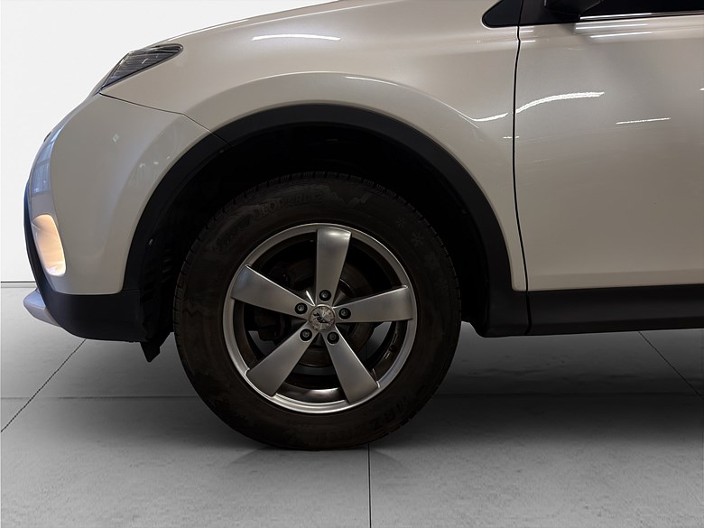 Toyota RAV4 2.0 AWD Navi Keyless Drag Kamera 2015, vit – bild 22 av 24, begagnad hos Niber i Järfälla