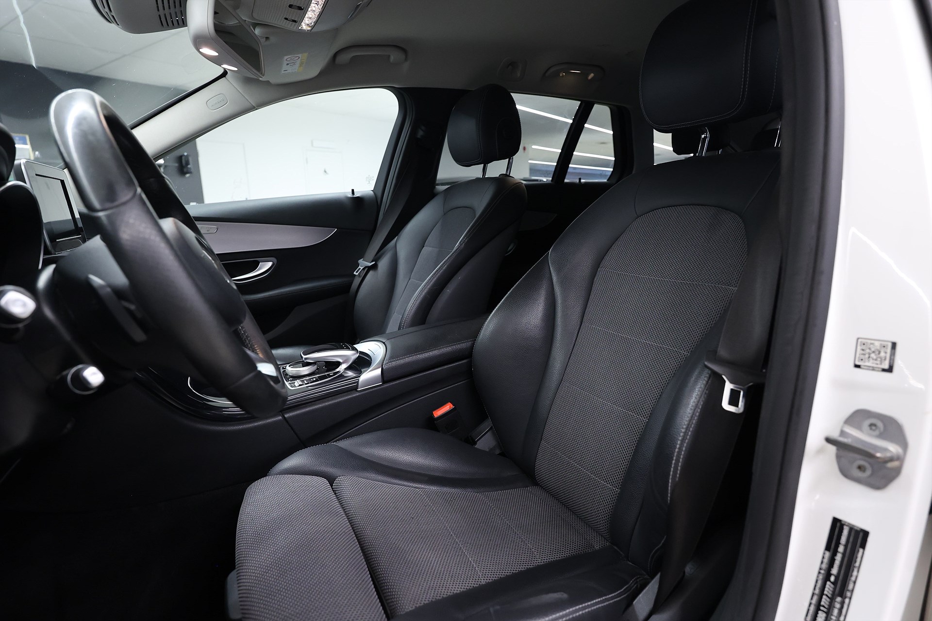 Mercedes-Benz C 220 D 4Matic AMG Line B-Kamera LED Navi