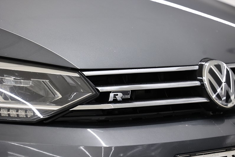Volkswagen Touran 1.8 TSI 180hk *Hjulkampanj!* R-Line Drag