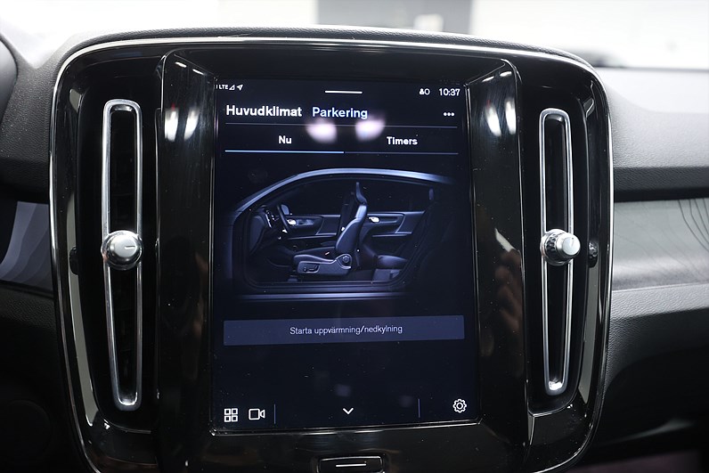 Volvo C40 Recharge Single Motor *Hjulkampanj!* Core Pano Drag