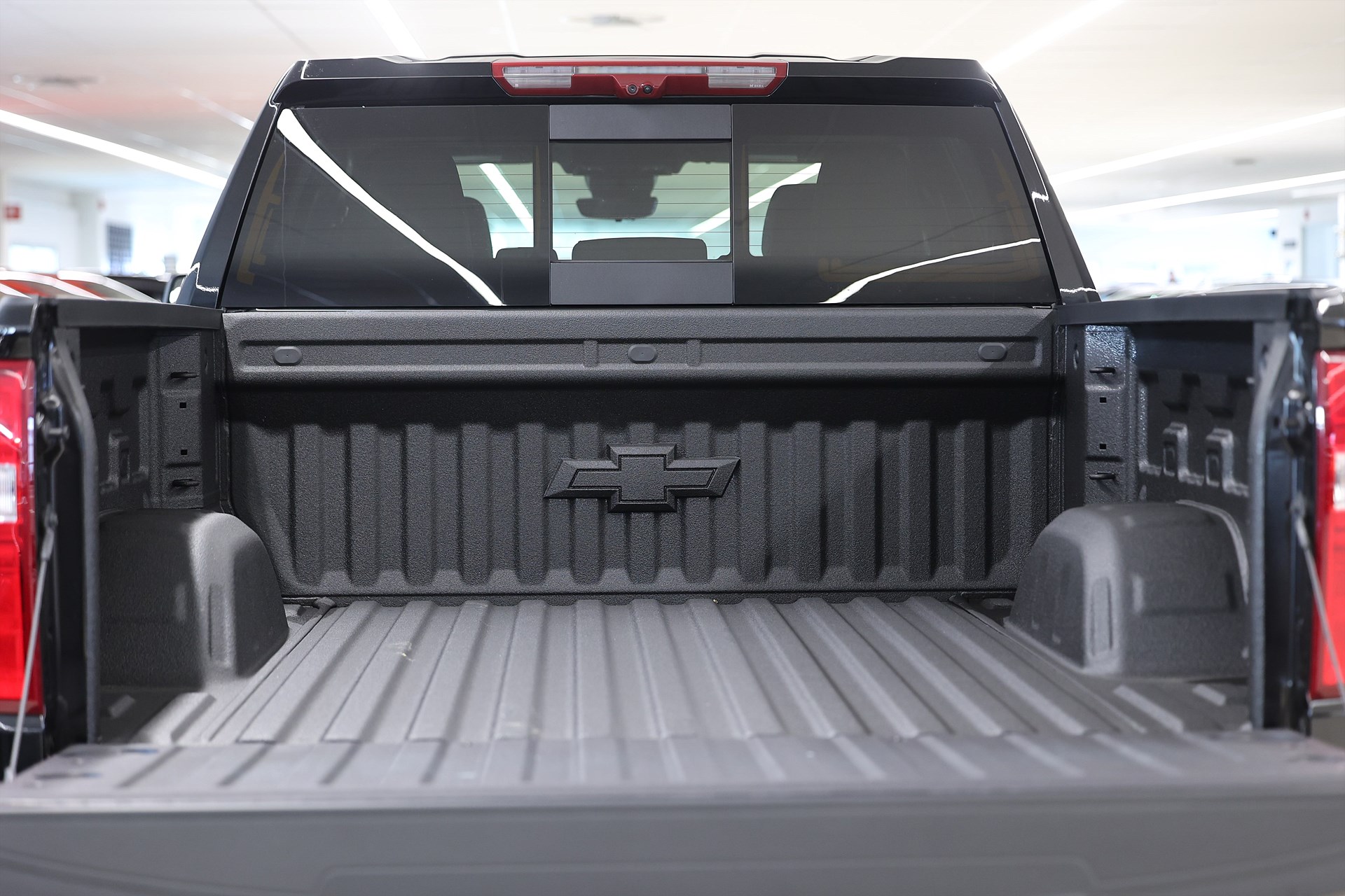 Chevrolet Silverado High Country Midnight Edt 3.0 Duramax MOMS