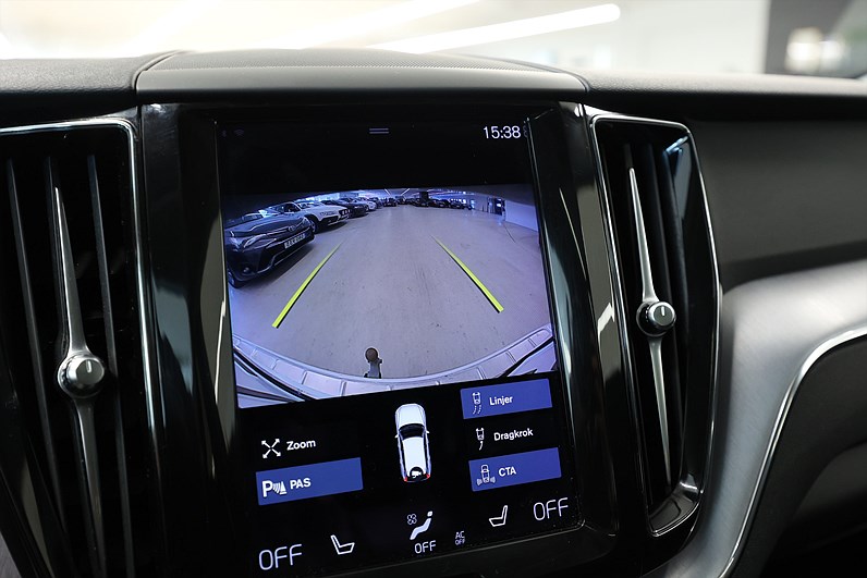 Volvo XC60 Recharge T6 AWD 340hk Inscription Pano CarPlay B-Kamera