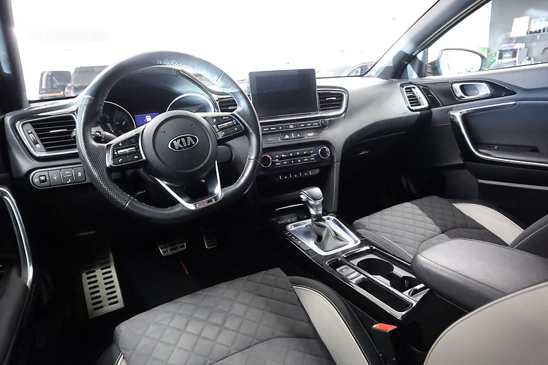 Kia ProCeed 1.4 T-GDI 140hk GT Line Navi PDC B-Kamera