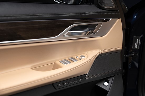 BMW 740d xDrive Lång - S.Jönsson Bil - 17