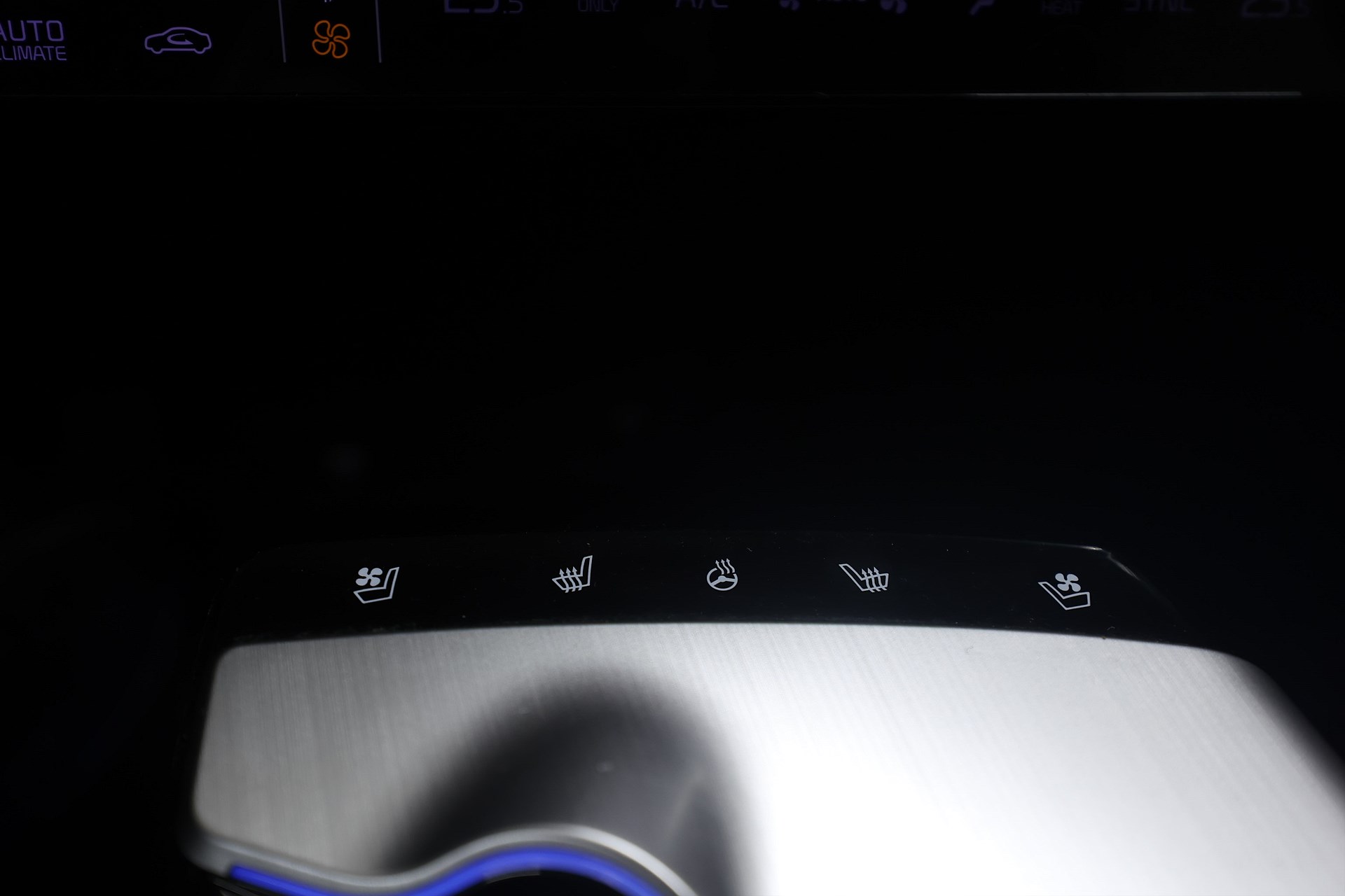 Kia EV6 77.4 kWh AWD *Kampanj!* Base 360 Drag Ventilerade Upp till 506km