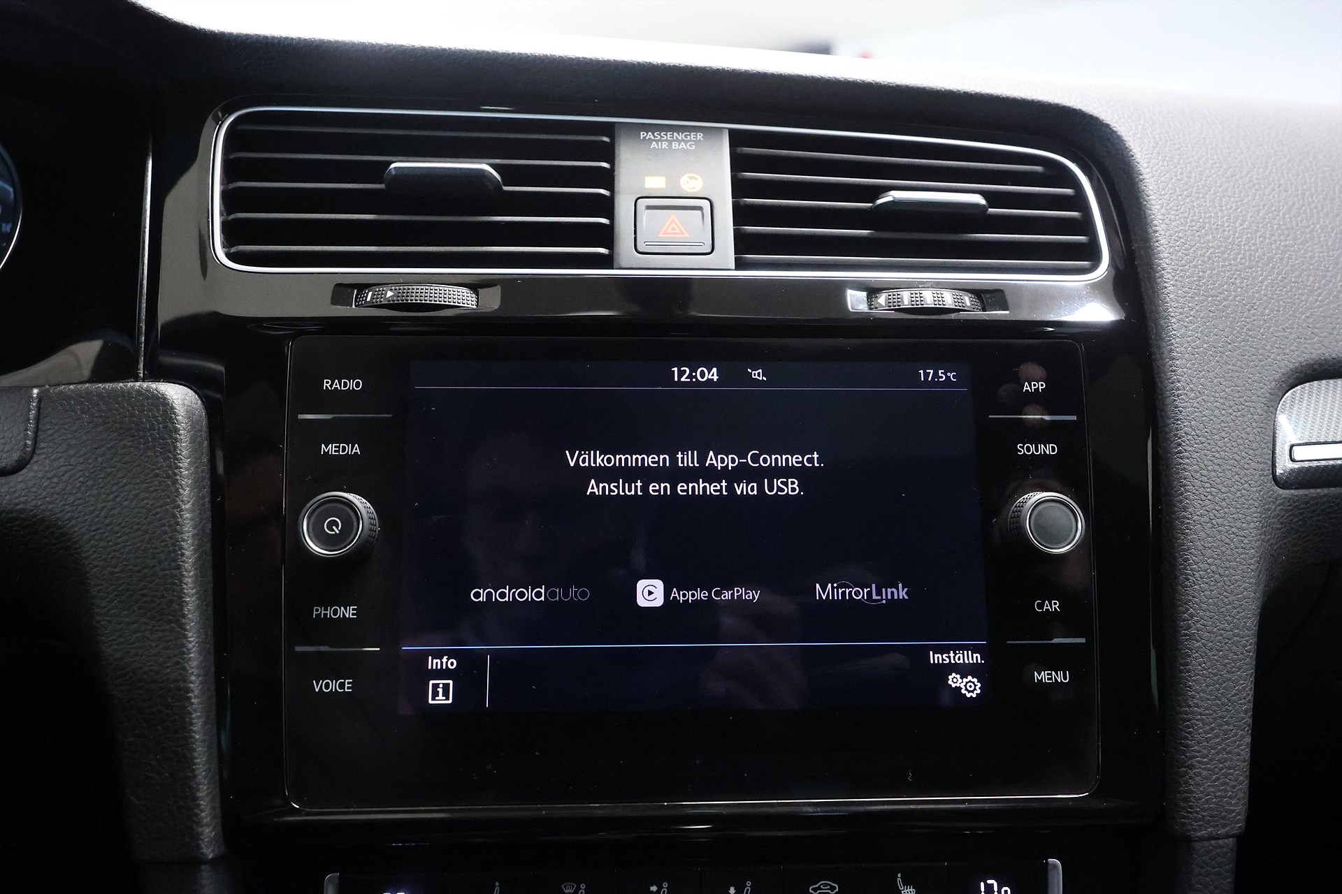 Volkswagen Golf 1.4 TSI 150hk R-Line Dynaudio Pano Värmare