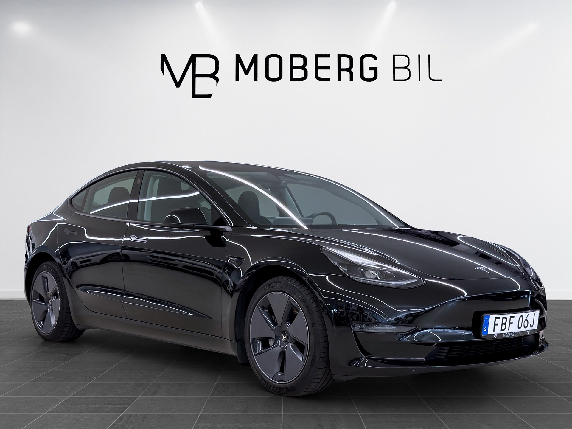 Tesla Model 3 Long Range 498hk AWD Pano Läder Navi B-Kamera