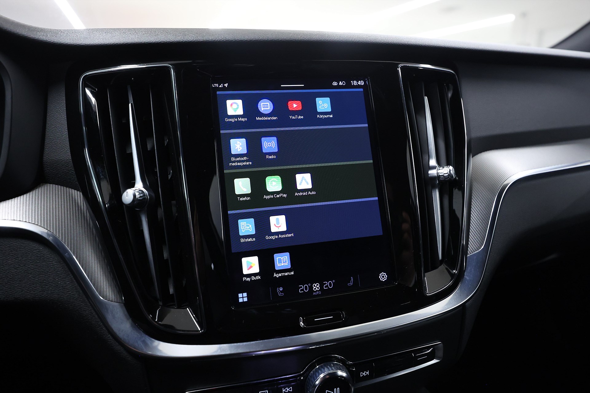 Volvo V60 Recharge T6 AWD 350hk Plus Dark Värmare B-kamera Navi