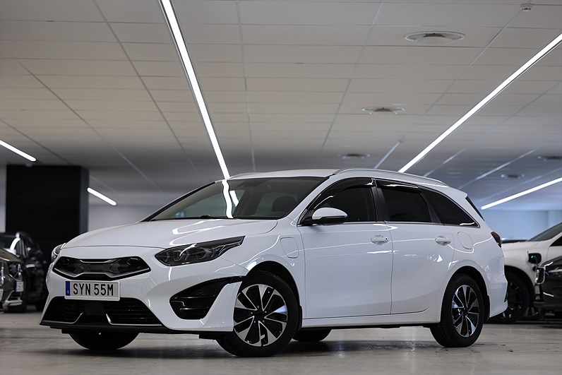 Kia Ceed SW PHEV 141hk Advance B-kamera Värmare LED